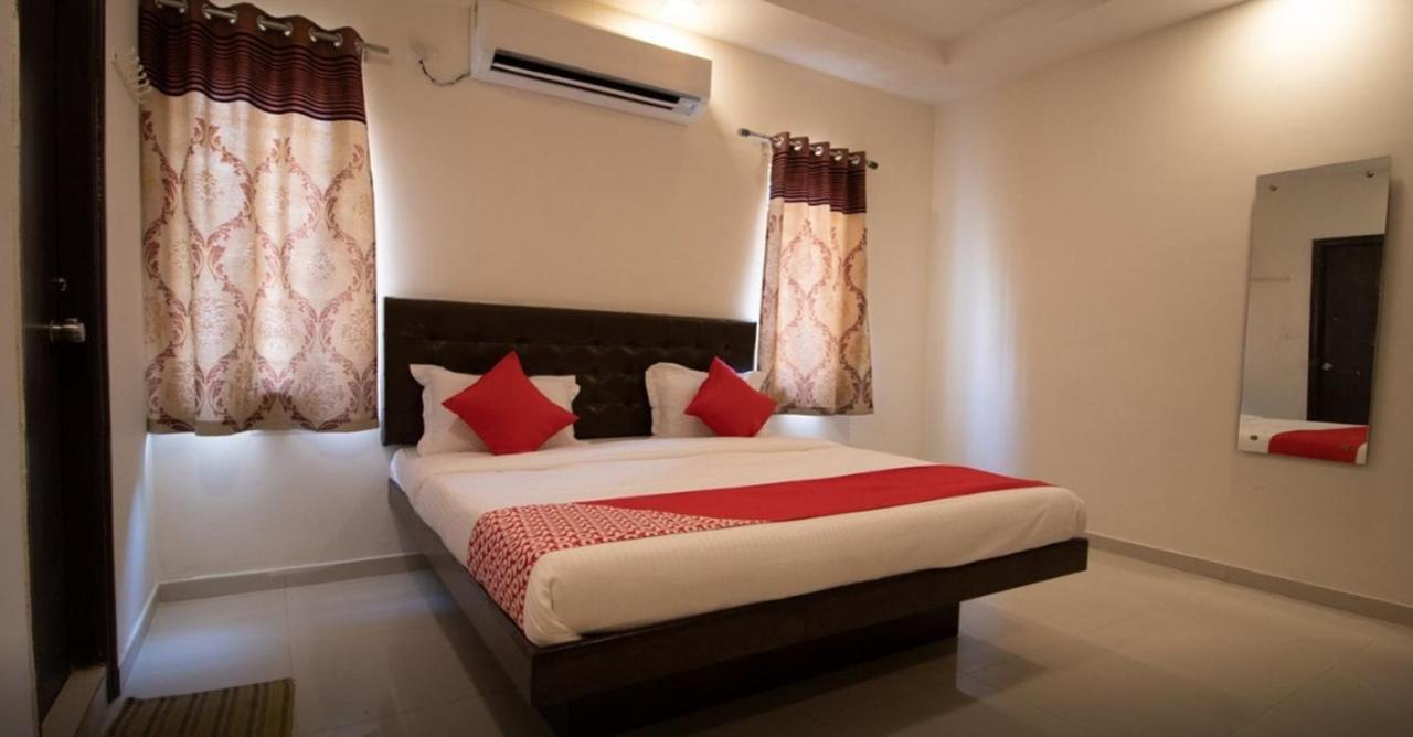 Jenus Hotel-Sindhi Camp Dzsaipur Kültér fotó
