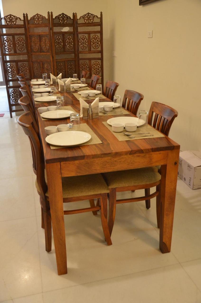 Jenus Hotel-Sindhi Camp Dzsaipur Kültér fotó